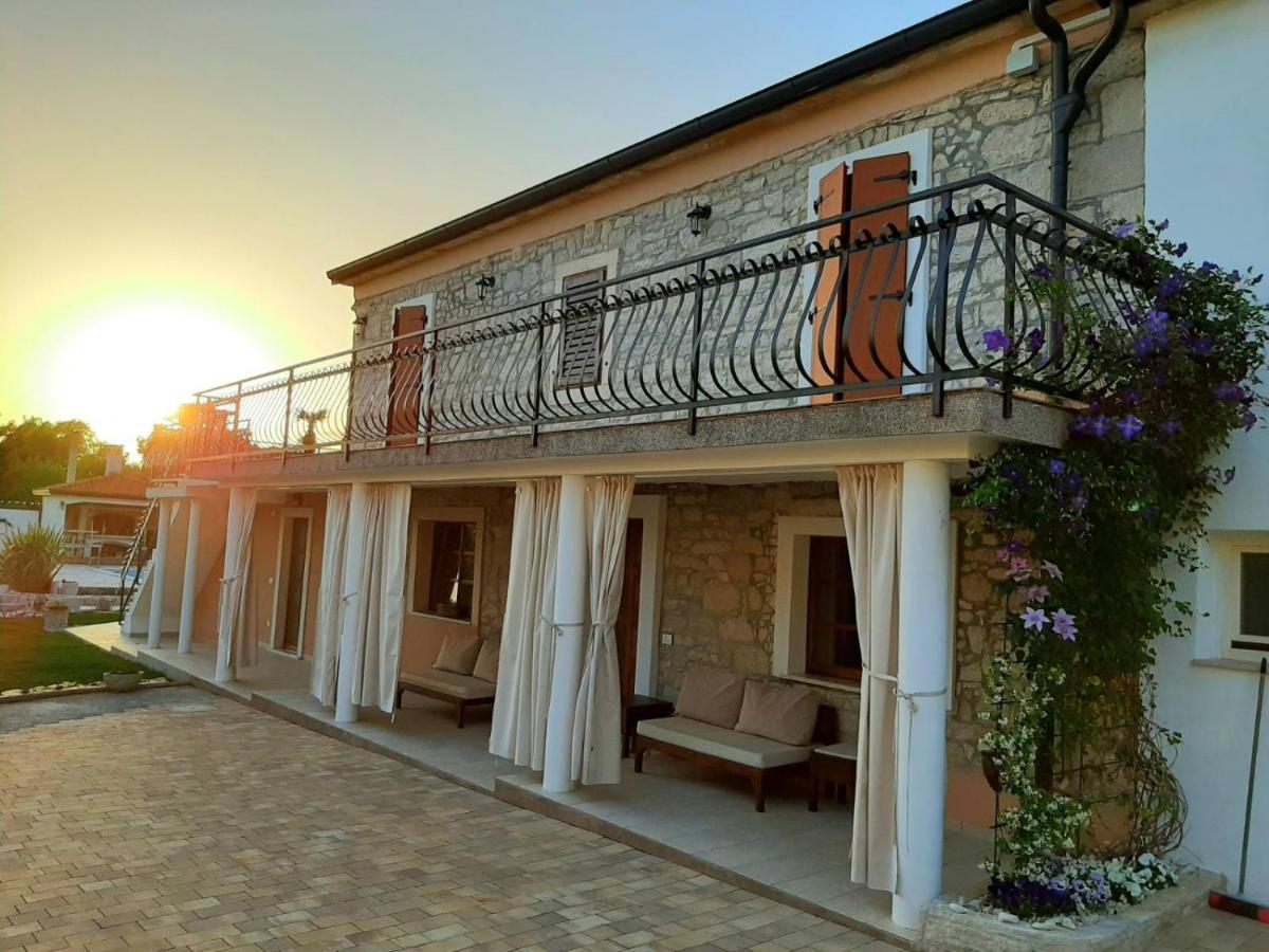 Villa Alma Kaštelir Esterno foto