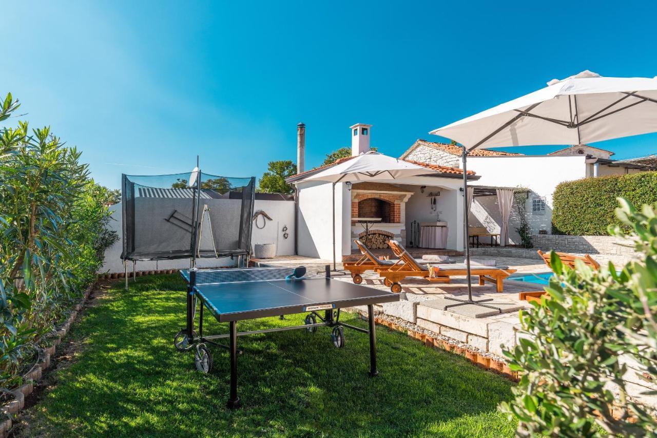 Villa Alma Kaštelir Esterno foto