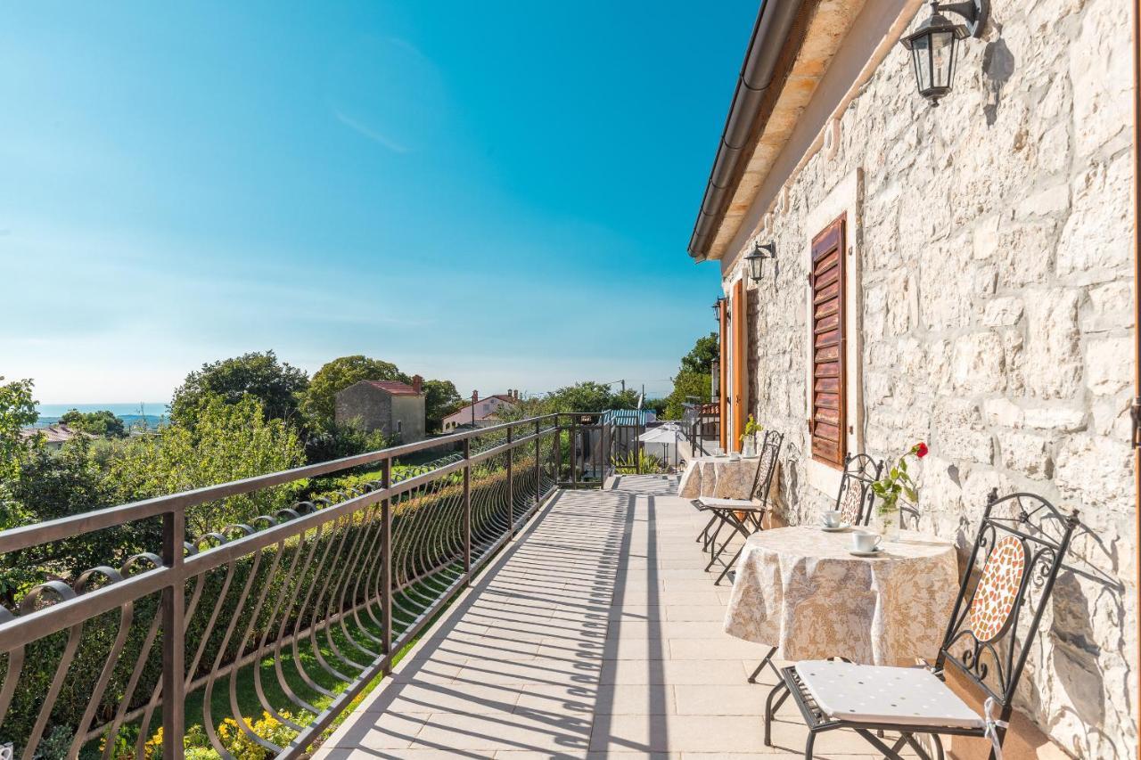 Villa Alma Kaštelir Esterno foto