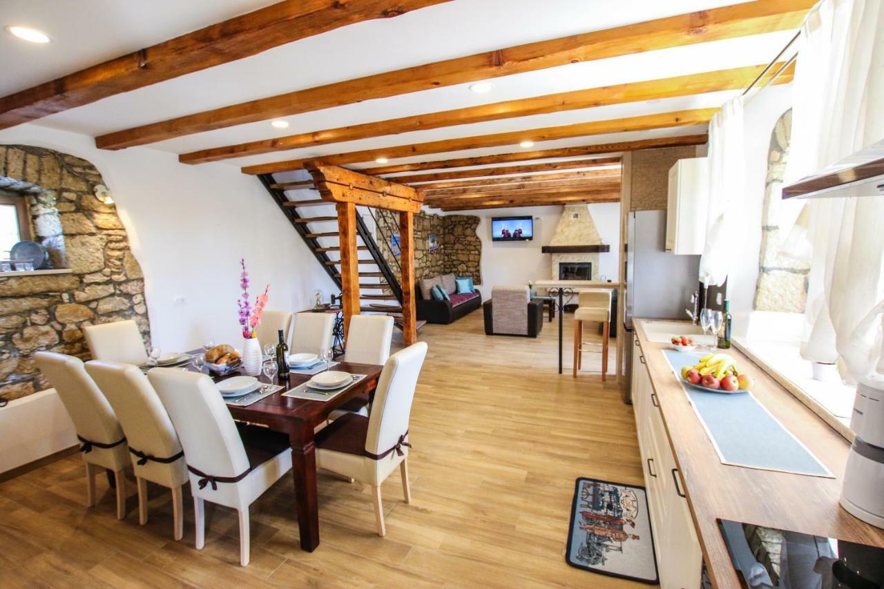 Villa Alma Kaštelir Esterno foto