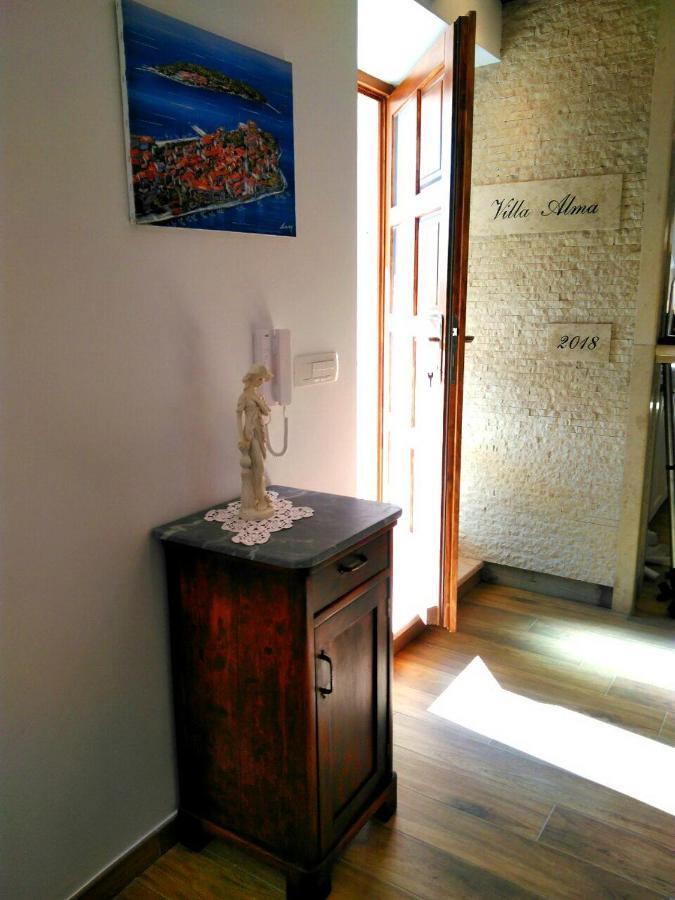 Villa Alma Kaštelir Esterno foto